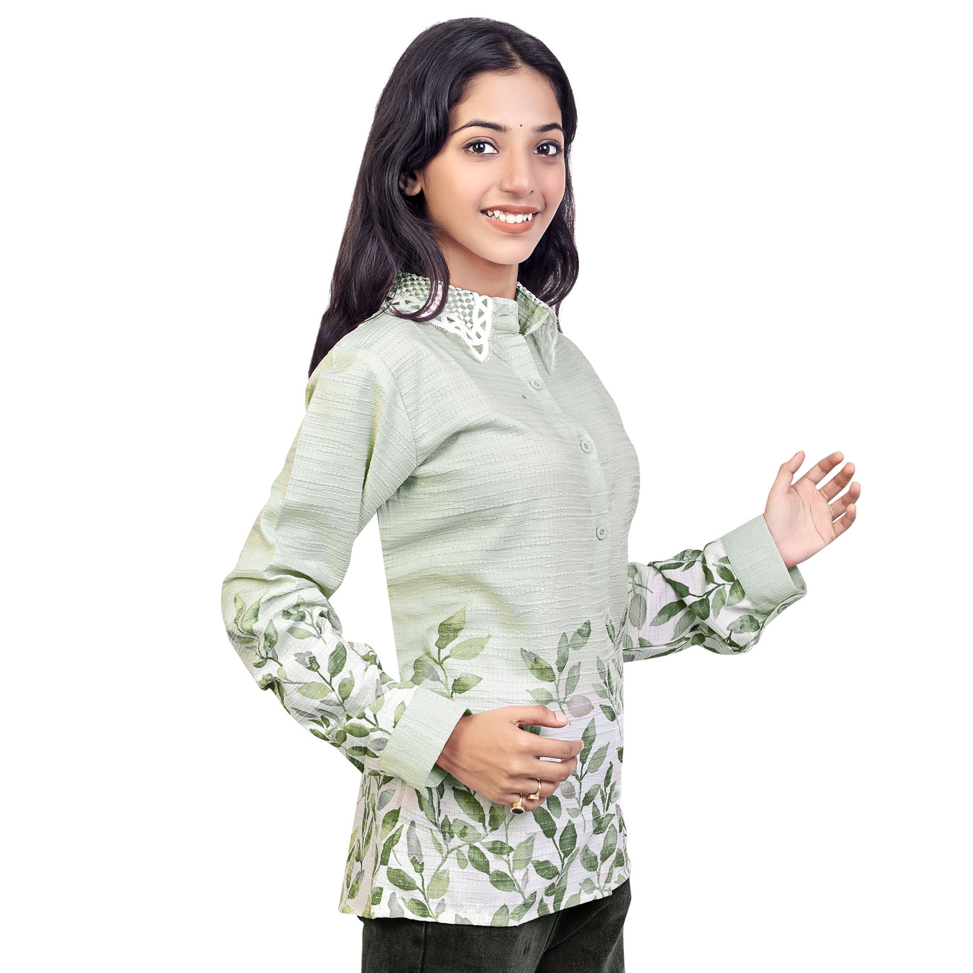 Leaf Print Collared Full Sleeve Casual Shirt for Women & Girls – Stylish Everyday & Office Wear